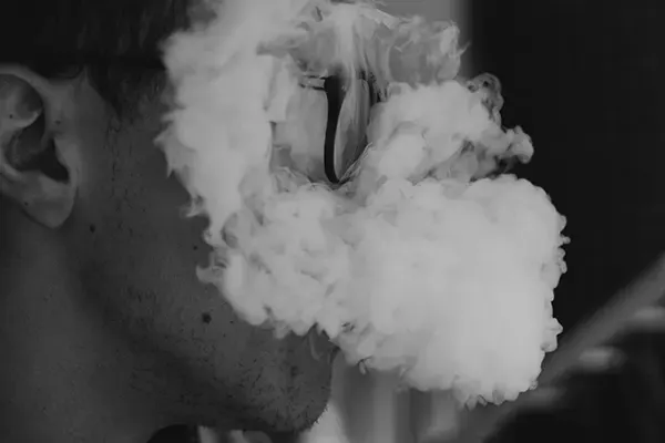 Article cover for How do Disposable Vapes Work?