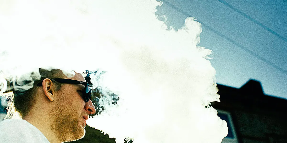 Mastering Vape Tech: What is Mesh Coil in Vapes? which vape coil does this man use to produce the huge vapor cloud